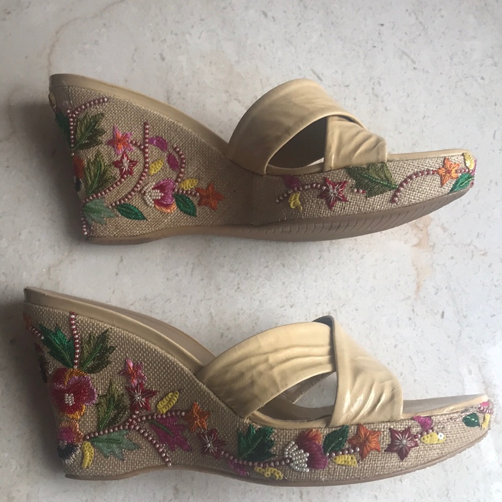 Wedges - Picture 3 of 8